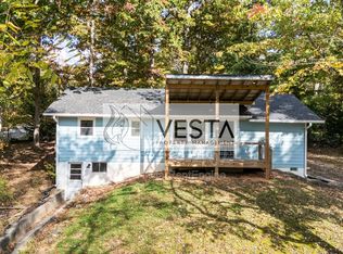 4 Rosemary Rd, Asheville, NC 28806