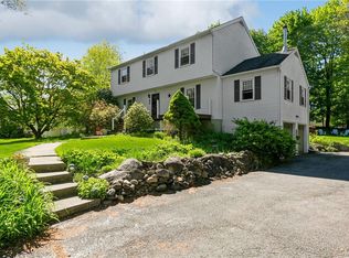 19 Sunset Ridge Ln, Brewster, NY 10509