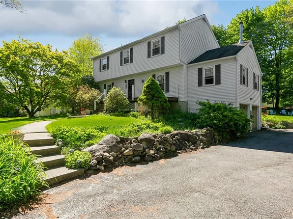 19 Sunset Ridge Lane, Brewster, NY 10509