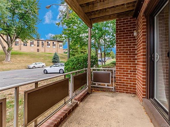 4th image of 12 Charles Ln APT 1A