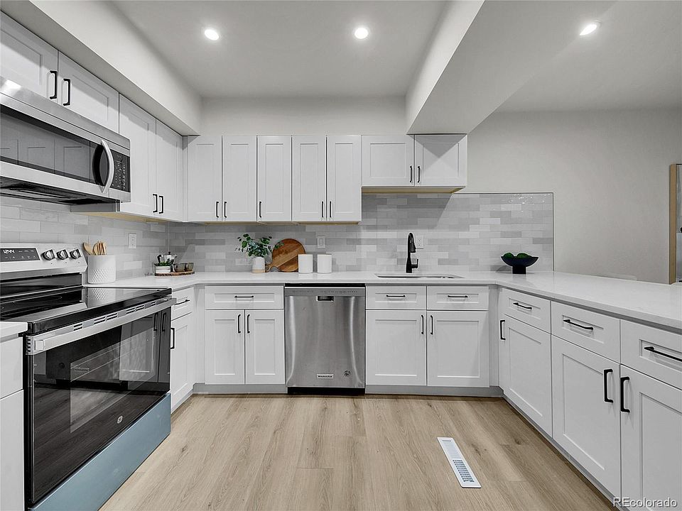1st image of 3532 S HillCrest Drive #2