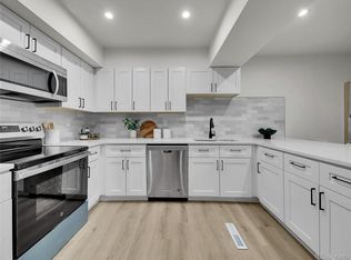 3532 S Hillcrest Dr APT 2, Denver, CO 80237