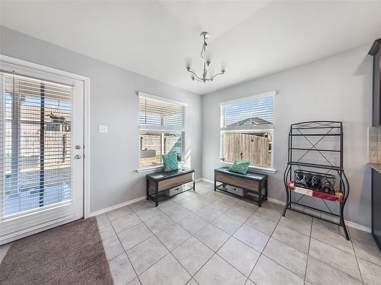 137 Hematite Ln — Photo 14