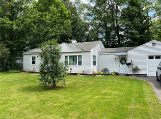3 Pinecrest Rd, New Hartford, NY 13413
