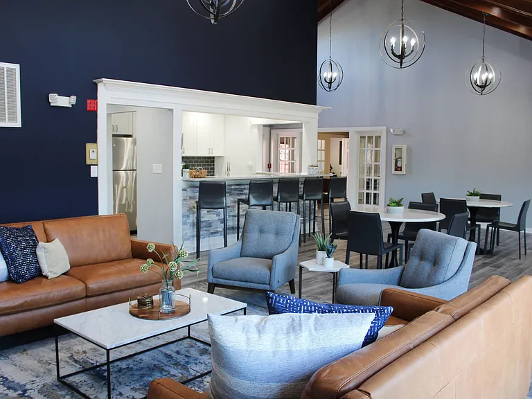 Steeplechase Apartments — Photo 11