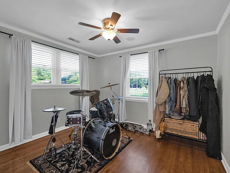 1610 Leaf Ave — Photo 18