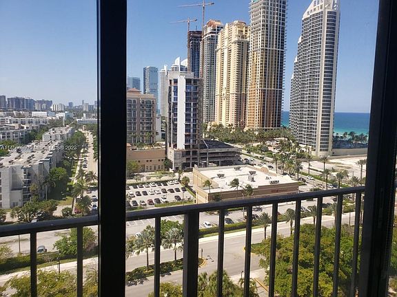 5th image of 210 174th St APT 1615