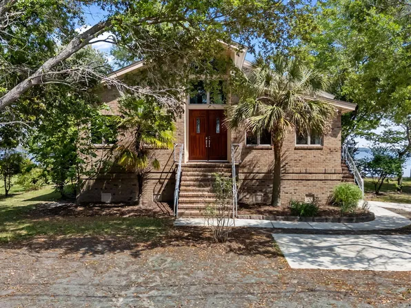 401 Harbor Drive, New Bern, NC 28560