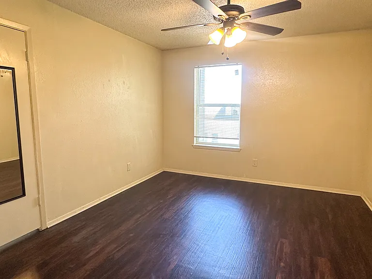 415 Fry St #12 — Photo 9