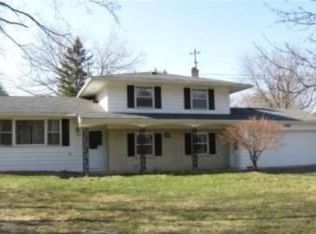 1885 N Park Dr, Saint Paul, MN 55119