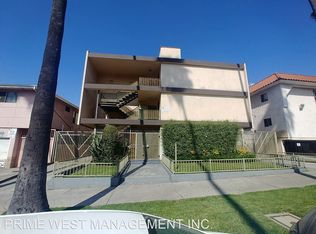 947 S Westmoreland Ave #203, Los Angeles, CA 90006