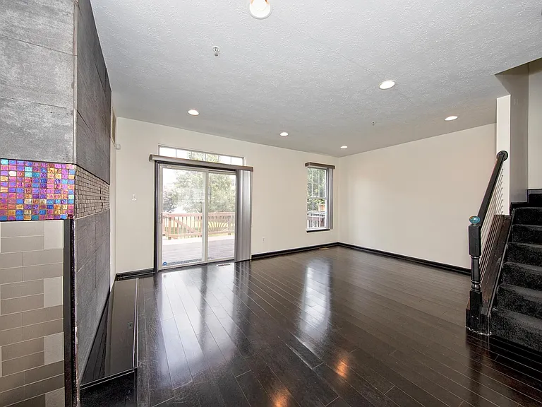130 Spencer Cir — Photo 9