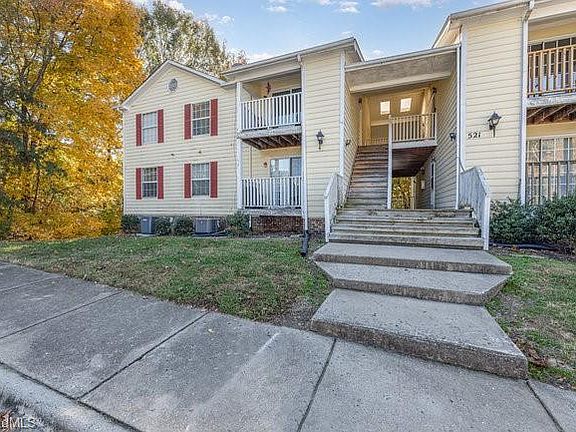 2nd image of 521 Mystic Dr APT C