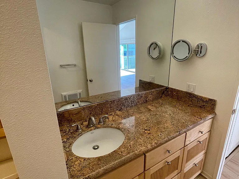 3029 Harbor Blvd — Photo 16