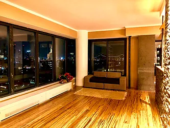 Rented by Aili Wang, LREB