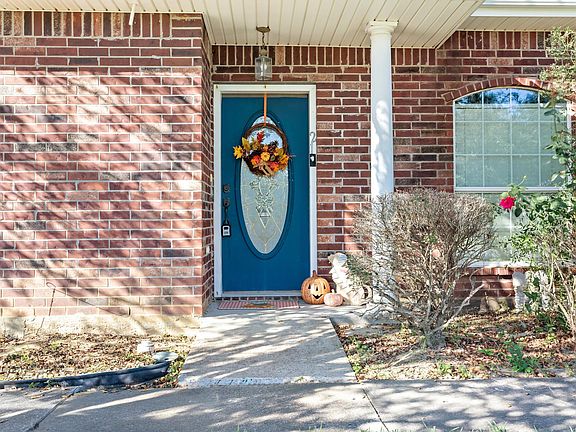 5th image of 21 Stephens Ln