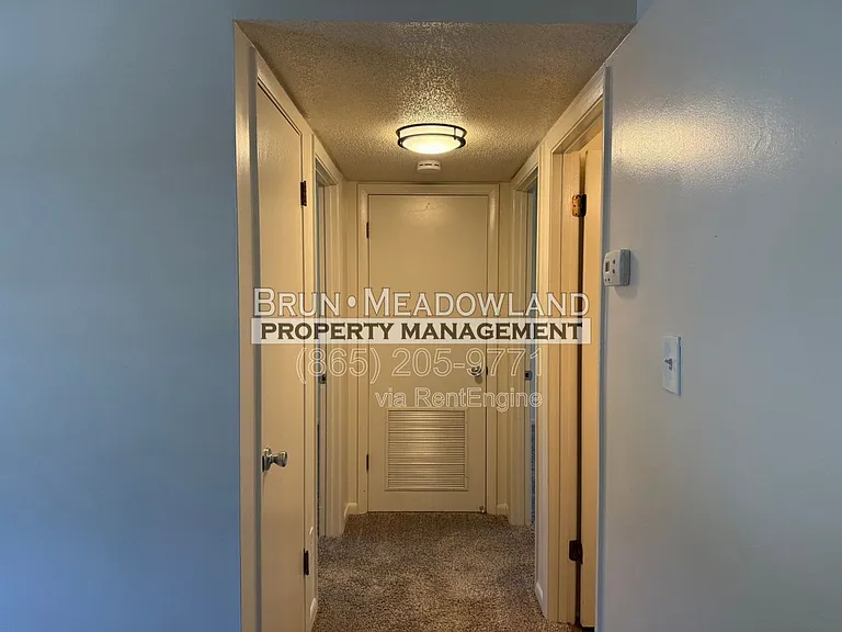 128 Lynnwood Dr #10 — Photo 17