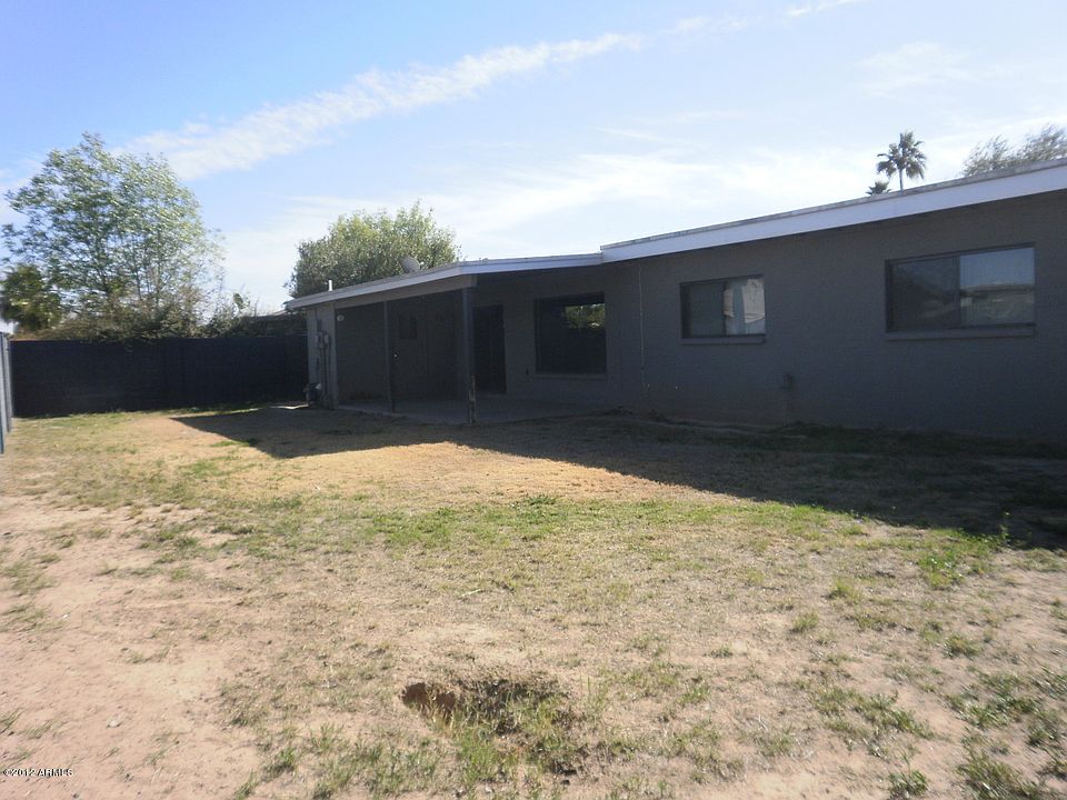 2nd image of 2932 E Windrose Drive N