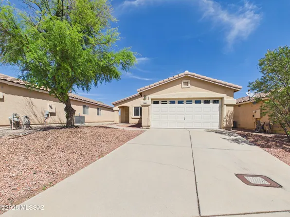 2136 W Frostwood Ln, Tucson, AZ 85745