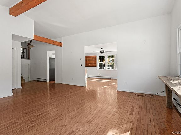 4th image of 14 Curry Road