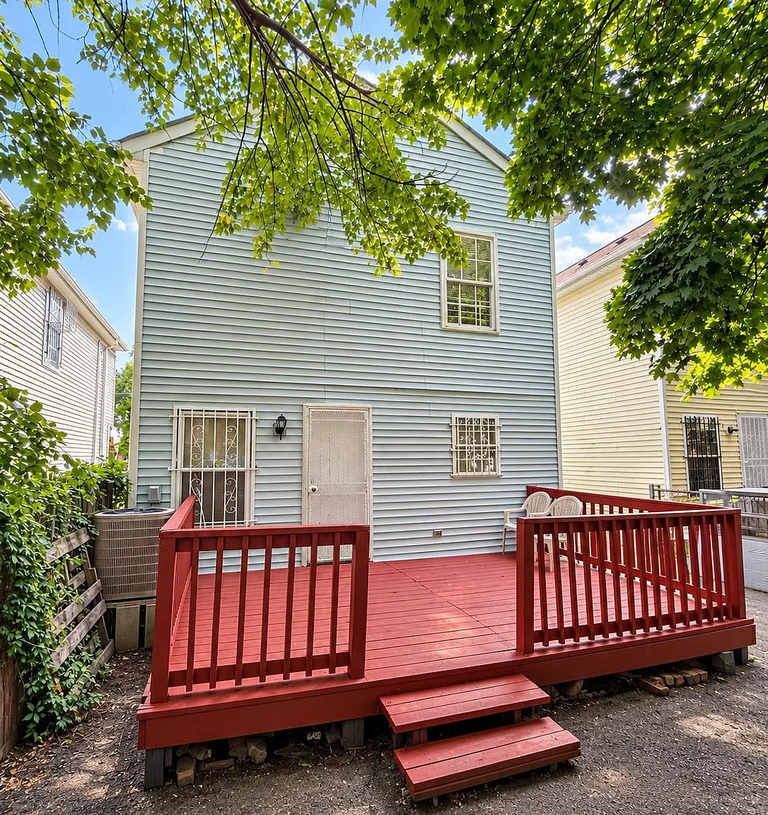 3 bed, 1.5 bath, 1364 sqft, $3,395 — Photo 3