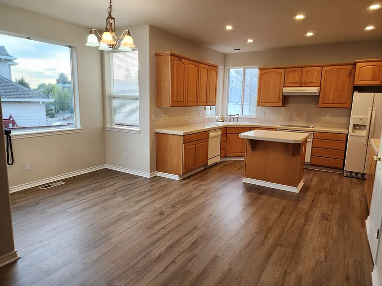 15825 SW Kittiwake Ct — Photo 8