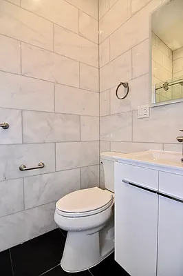 Rented by Bohemia Realty Group | media 7