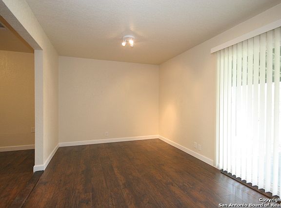 5th image of 519 Hillwood Dr