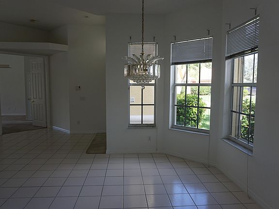 4th image of 468 SW Rosewood Cv