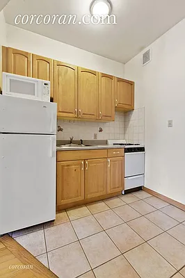 Rented by Corcoran | media 6