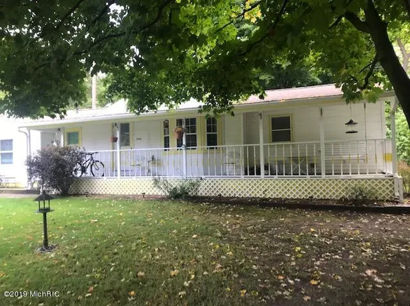 29935 75th St, Covert, MI 49043