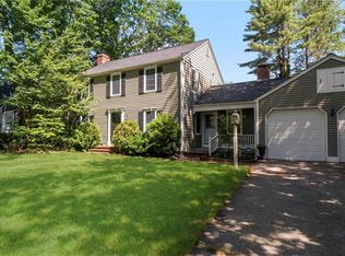 210 Lincoln Ave, Barrington, RI 02806