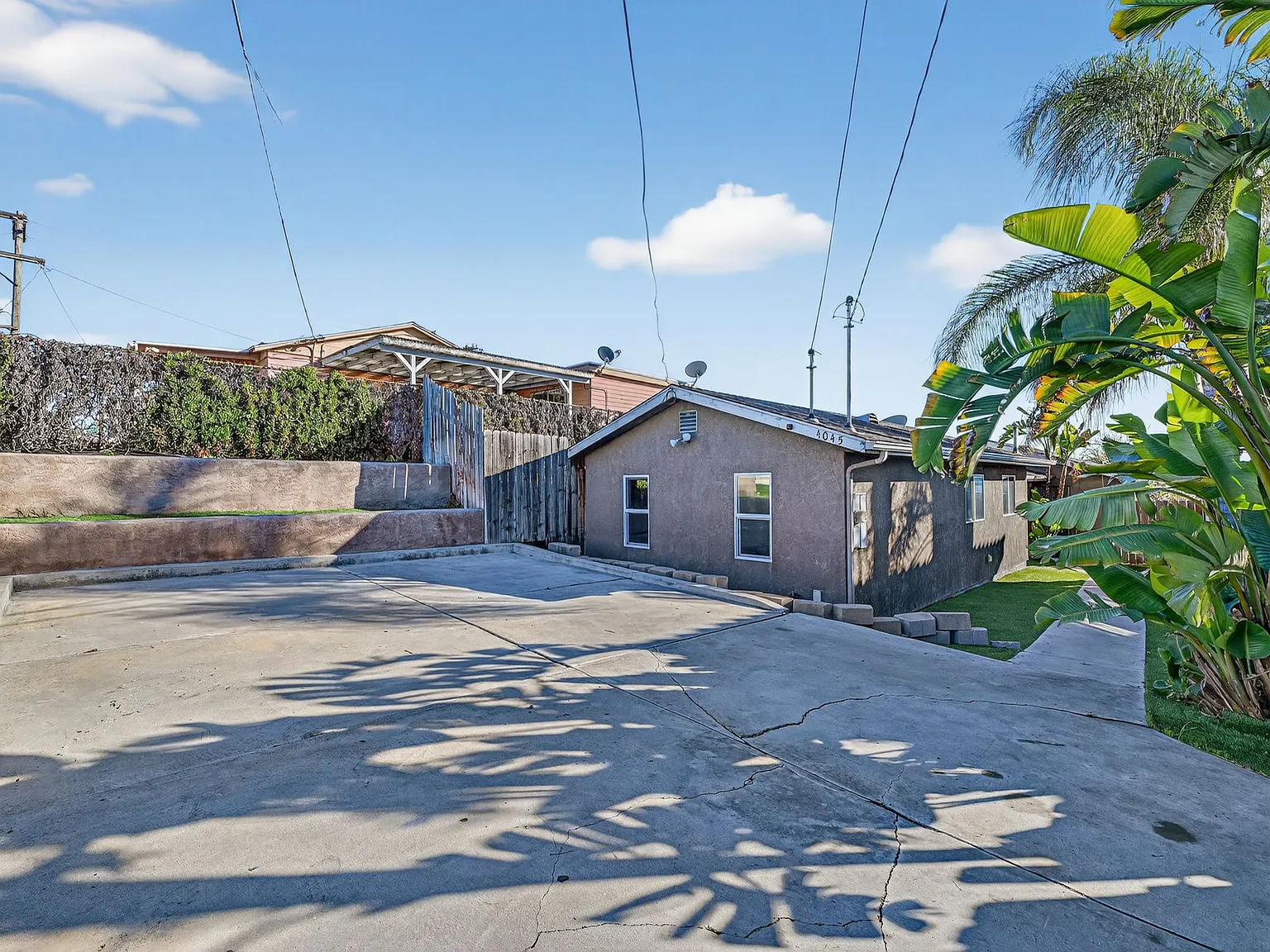 3 bed, 1176 sqft, $6,500 — Photo 3