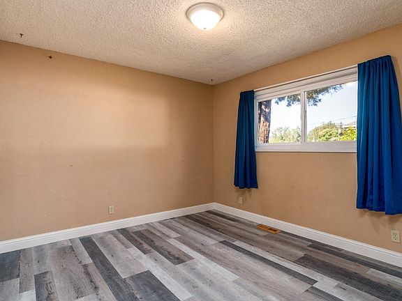 5th image of 1001 Magnolia Street