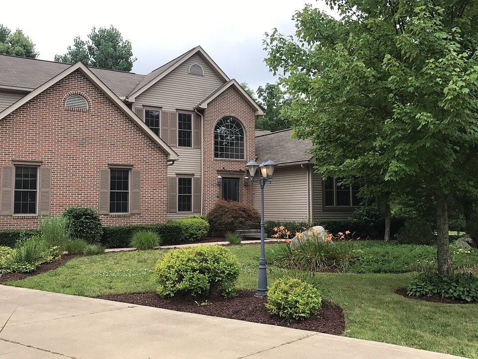 1st image of 2381 Woodview Ct