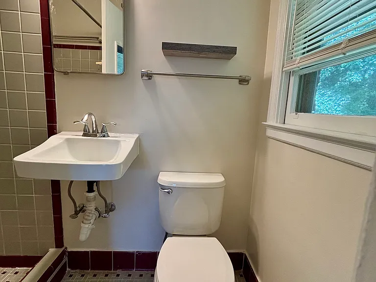 2704 Harrington Dr — Photo 11