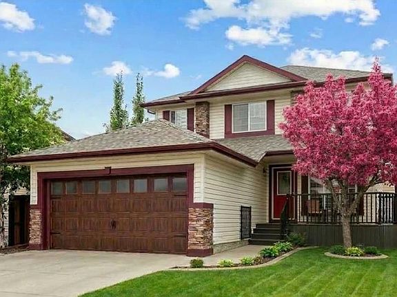 2nd image of 232 E Oakmere Pl