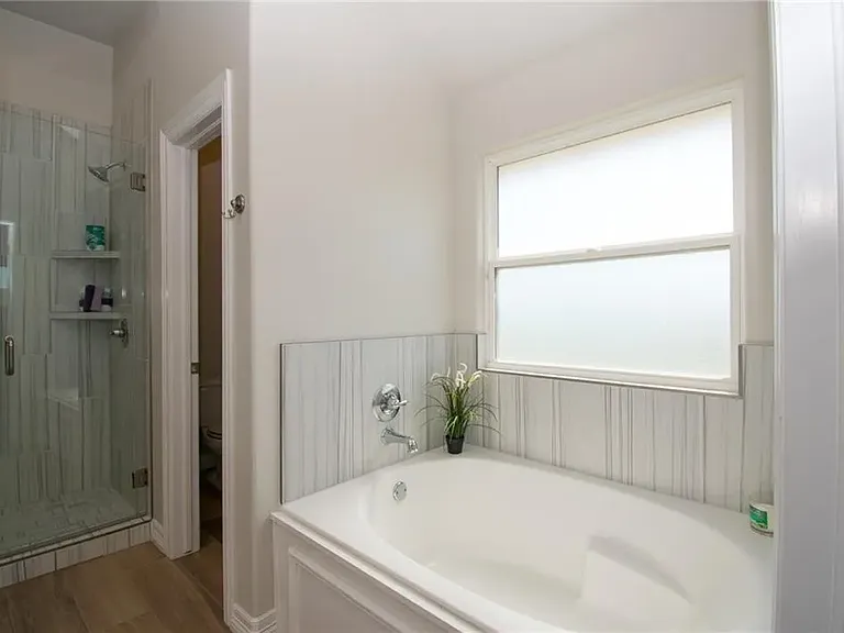 9444 NW 88th St — Photo 16