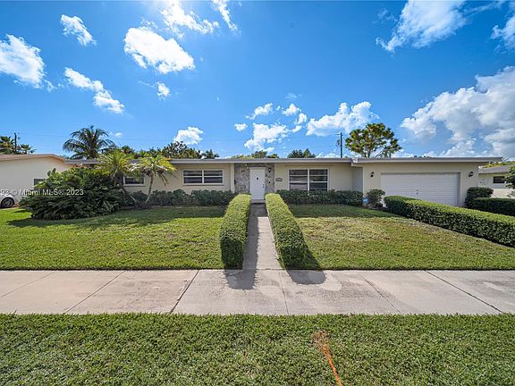 3rd image of 9370 SW 180th St