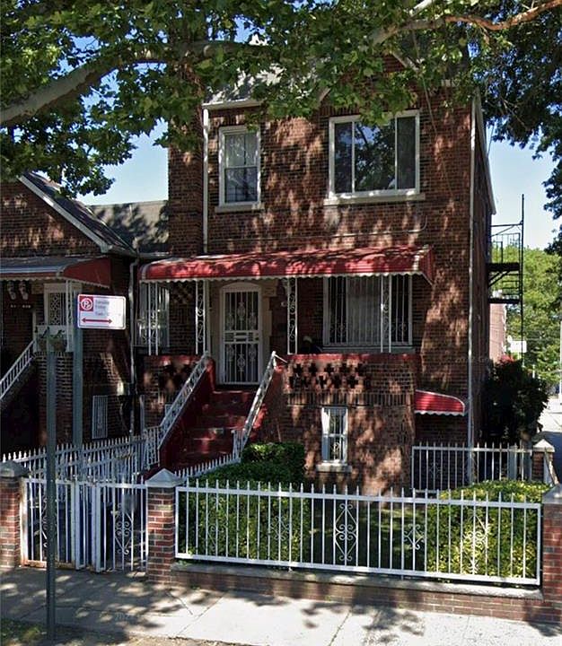 1st image of 607 E 53rd St