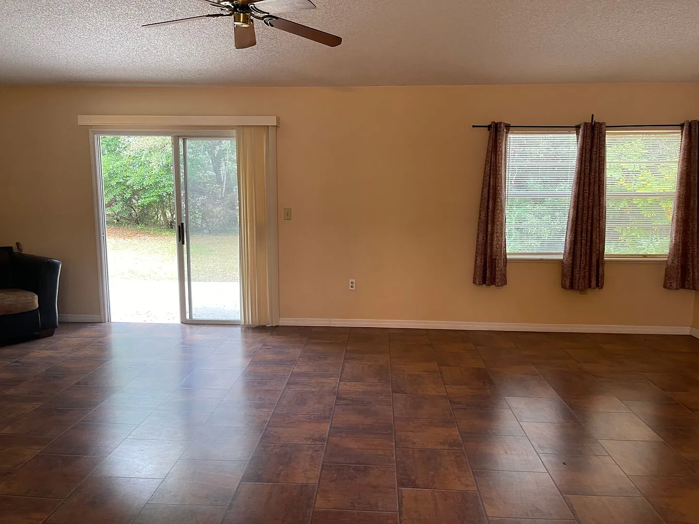 8487 Dorsey St — Photo 4