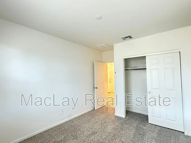 2372 E Dust Devil Dr — Photo 15