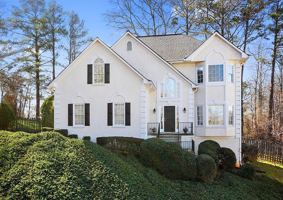 1st image of 706 Amy Ct