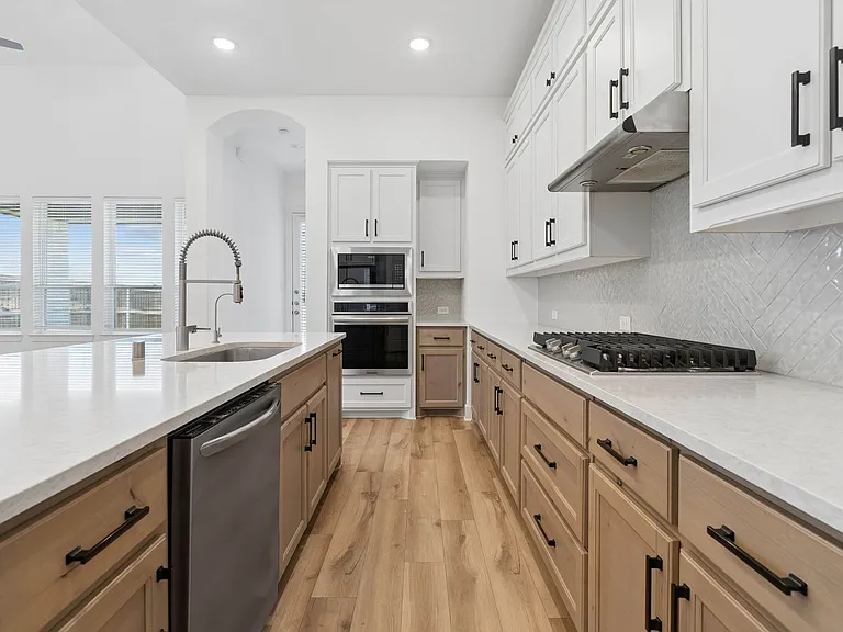 1905 Rhea Ct — Photo 11