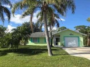 341 Periwinkle Dr, Sebastian, FL 32958