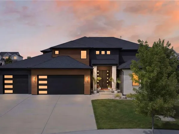 12318 W 169th Ter, Overland Park, KS 66221