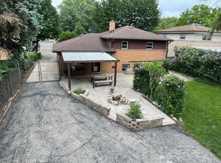 288 Scott St, Wheeling, IL 60090
