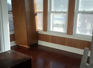 305 Grove St, Woonsocket, RI 02895