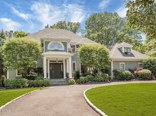 37 Deepwoods Ln, Old Greenwich, CT 06870