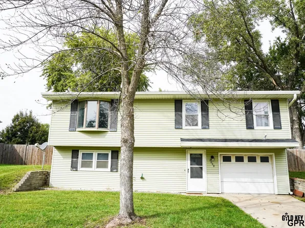 2608 Ella St, Beatrice, NE 68310